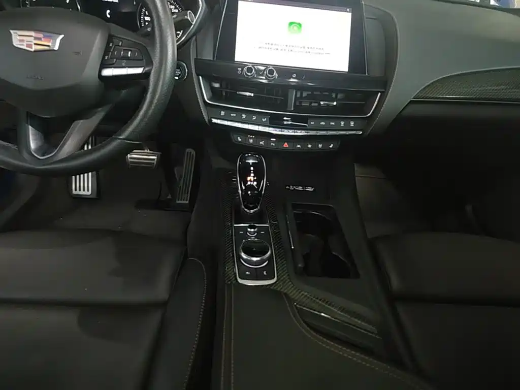 Cadillac CT5 — миниатюра 14