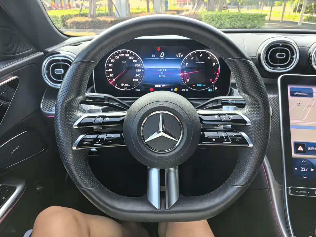 Mercedes-Benz C-Class — миниатюра 15