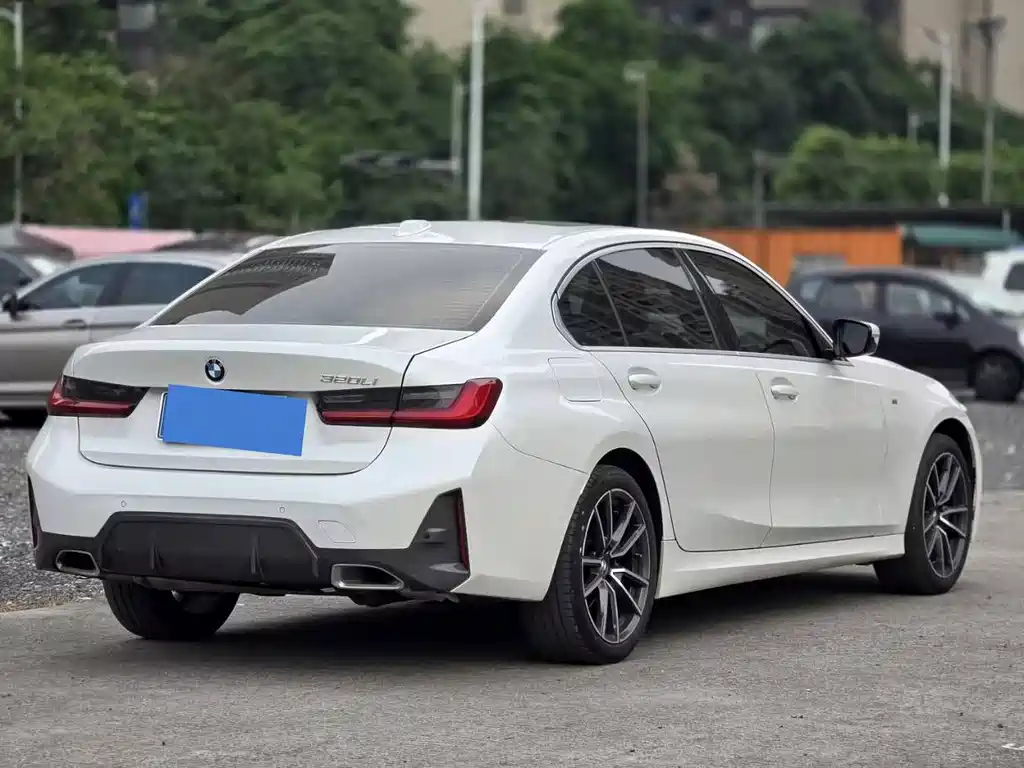 BMW 3 Series — миниатюра 7