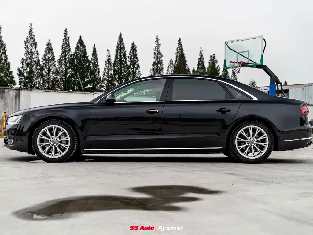 Audi A8 — фотографии объявления, Фото 5