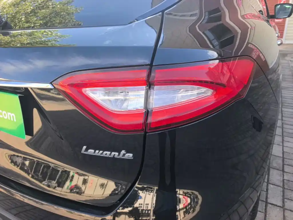Maserati Levante — миниатюра 8