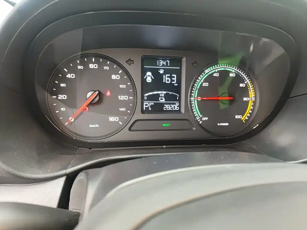 Roewe Clever — миниатюра 8