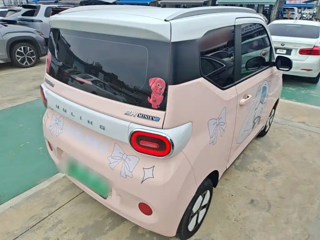 Wuling MINIEV — миниатюра 7