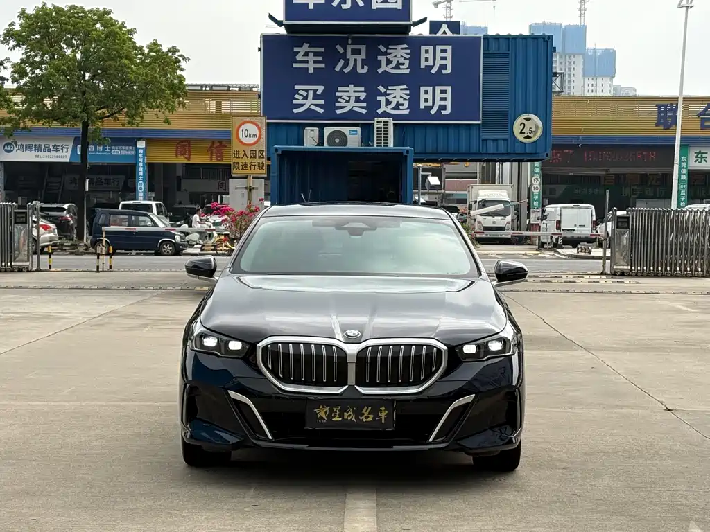 BMW 5 Series 5 2024 525Li M Sport