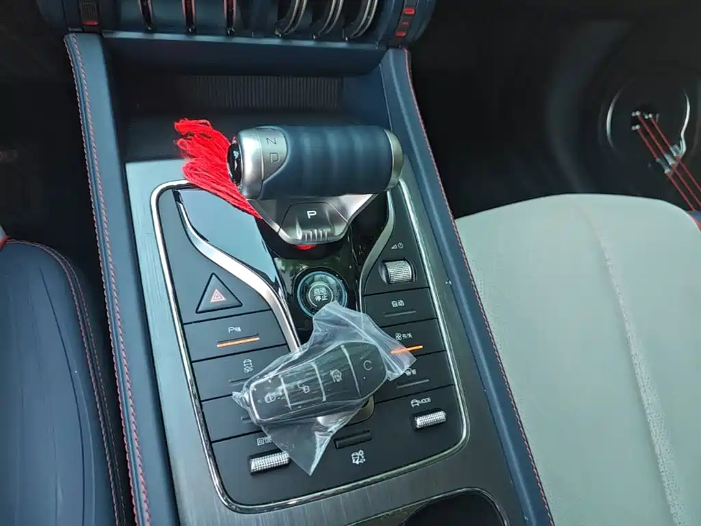 BYD Yuan Plus — миниатюра 14