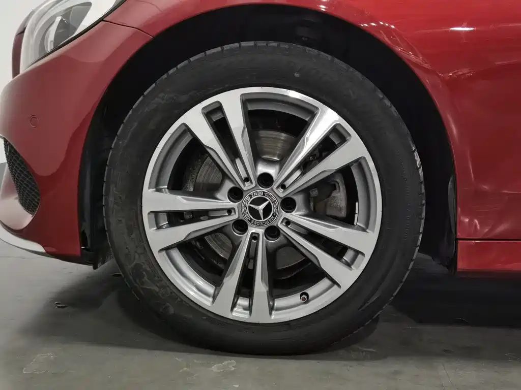 Mercedes-Benz C-Class — миниатюра 17