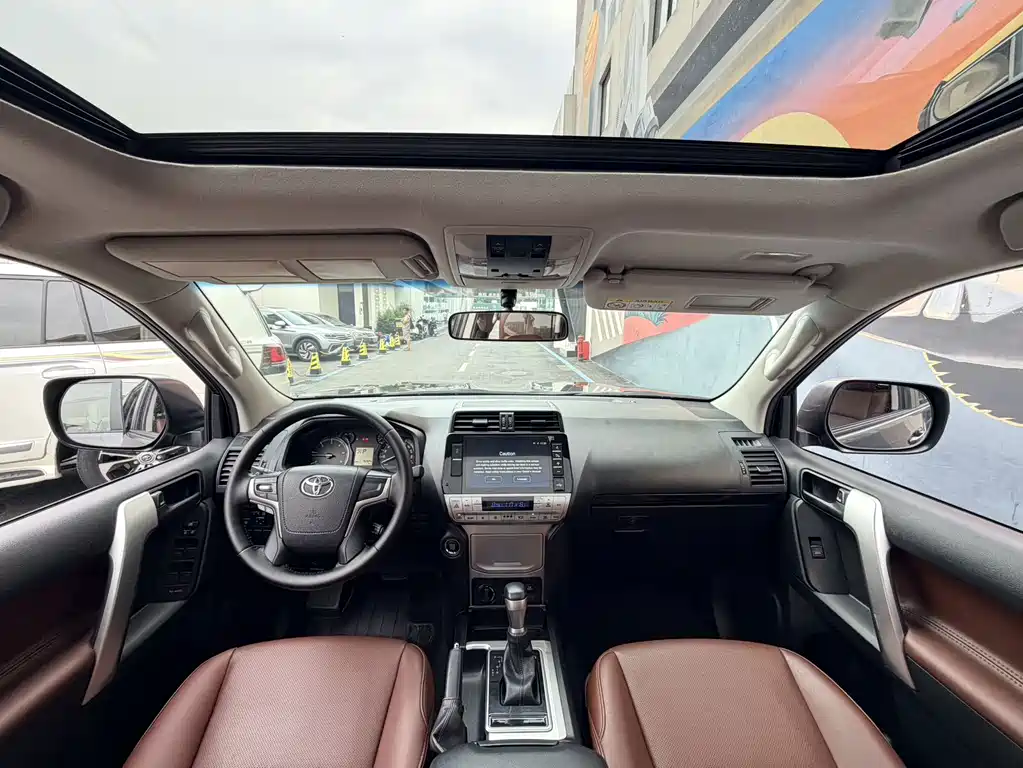 Toyota Prado (Import) — миниатюра 9
