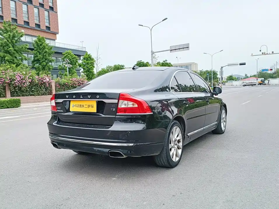 Volvo S80L — миниатюра 4