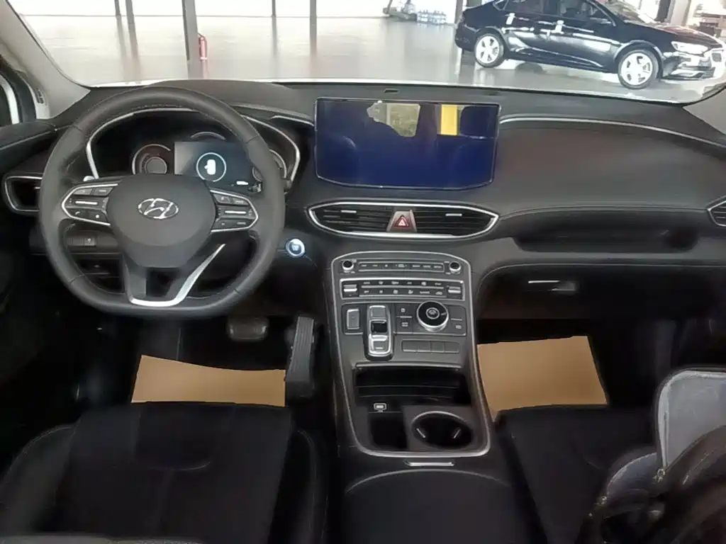 Hyundai Santa Fe — миниатюра 10