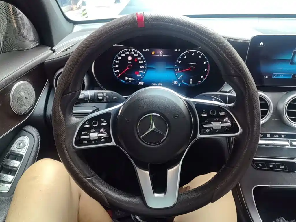 Mercedes-Benz GLC — миниатюра 11