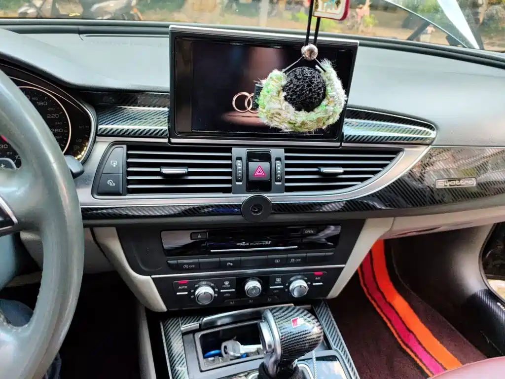Audi A6L — миниатюра 6