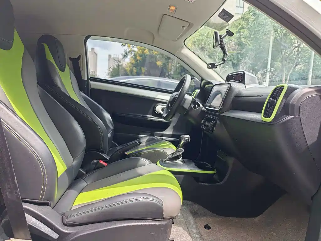 Roewe Clever — миниатюра 12