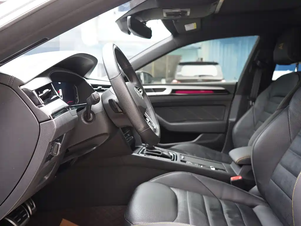 Volkswagen FAW - Passat CC CC 2025 380TSI
