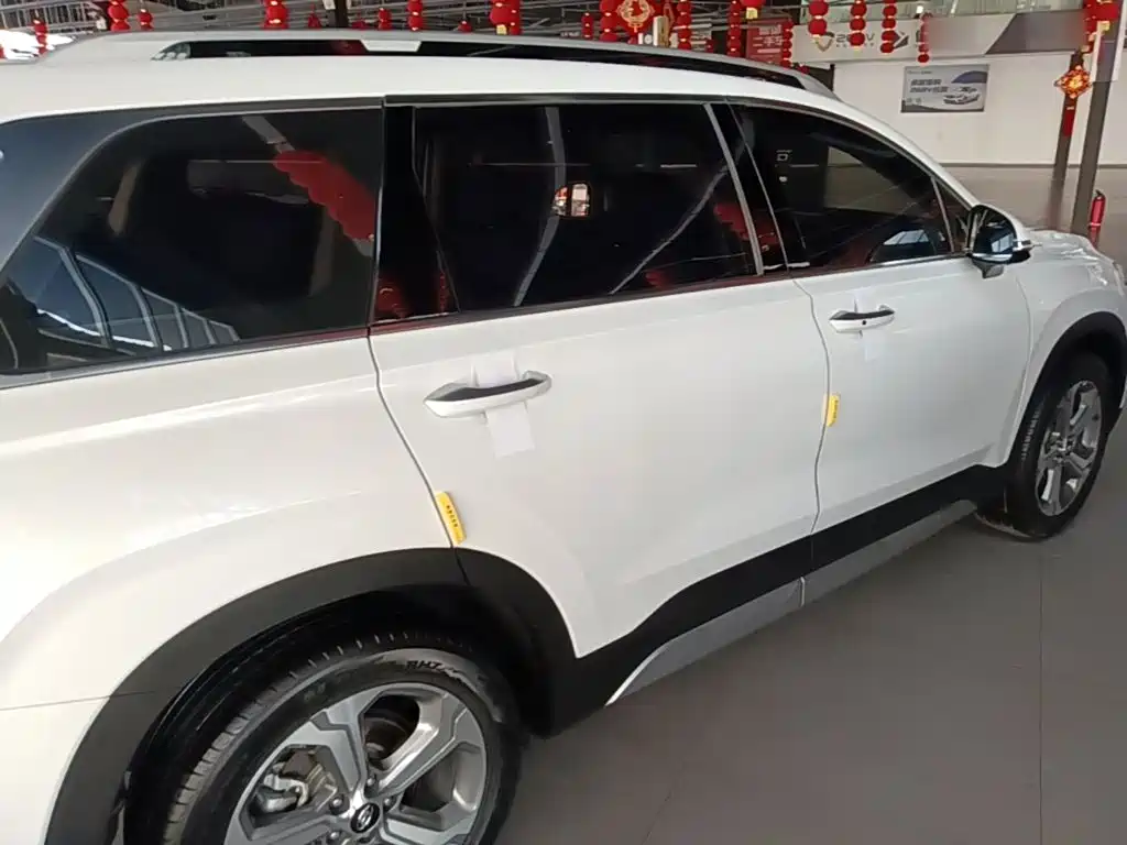 Hyundai Santa Fe — миниатюра 7