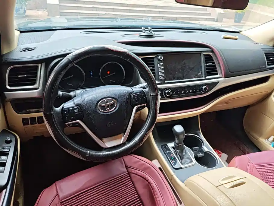 Toyota Highlander — миниатюра 12