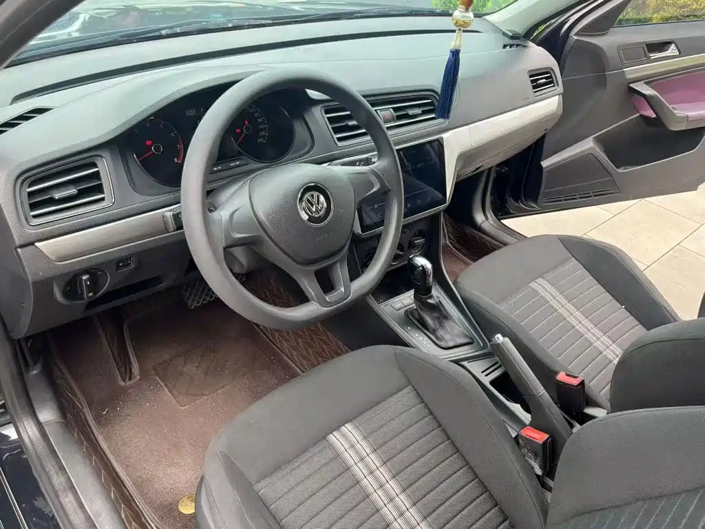 Volkswagen Lavida — миниатюра 11