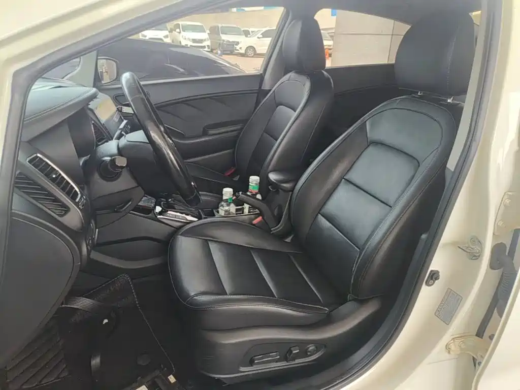 Kia K3 — миниатюра 15
