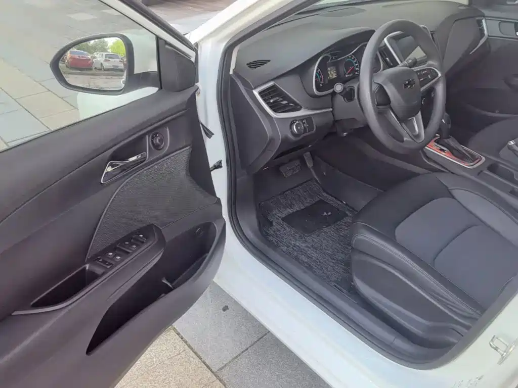 Chevrolet Cavalier — миниатюра 16