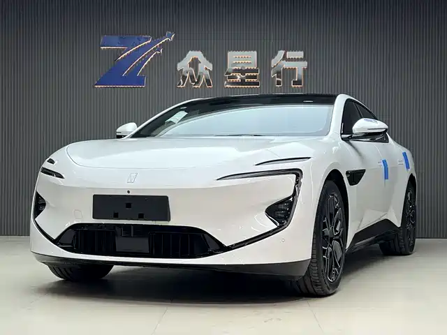 2026 Avatr 12