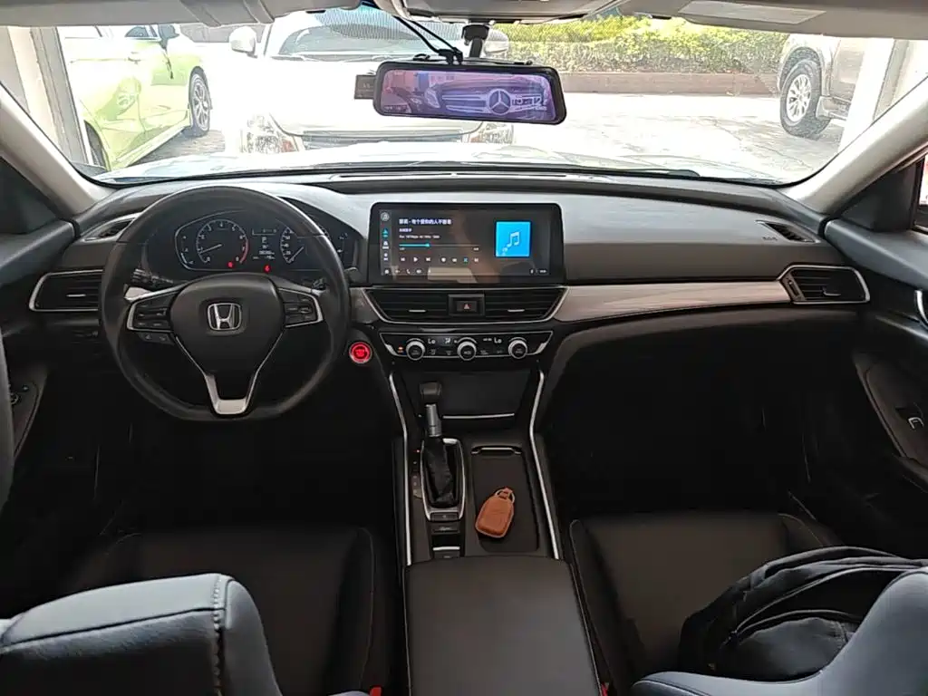 Honda Inspire — миниатюра 10