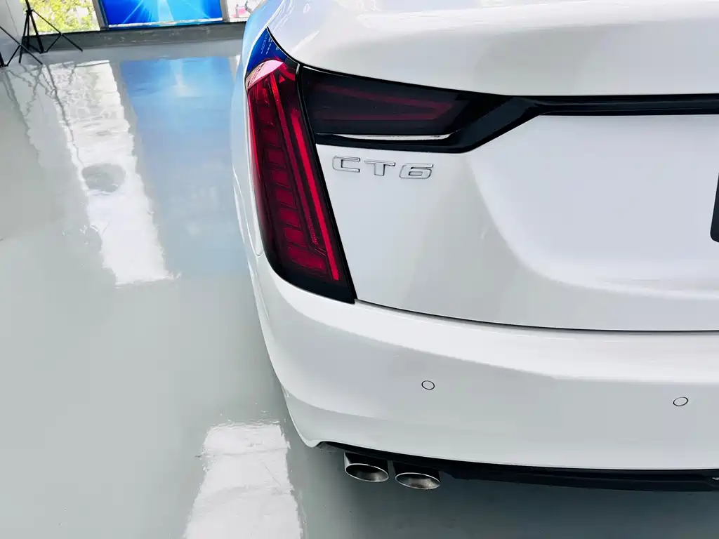 Cadillac CT6 — миниатюра 7