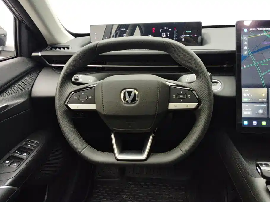 Changan Eado — миниатюра 15