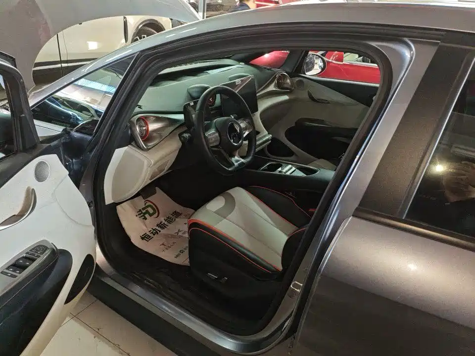 BYD Dolphin — миниатюра 5