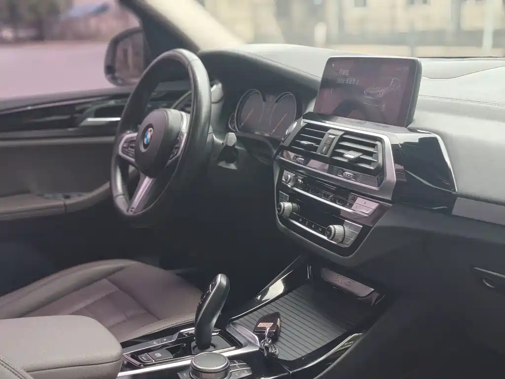 BMW X3 — миниатюра 10