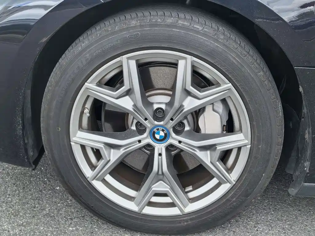 BMW i3 — миниатюра 11