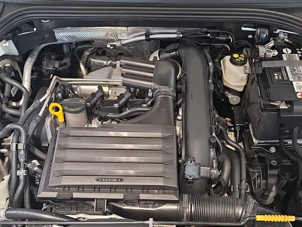 Volkswagen Golf — миниатюра 13
