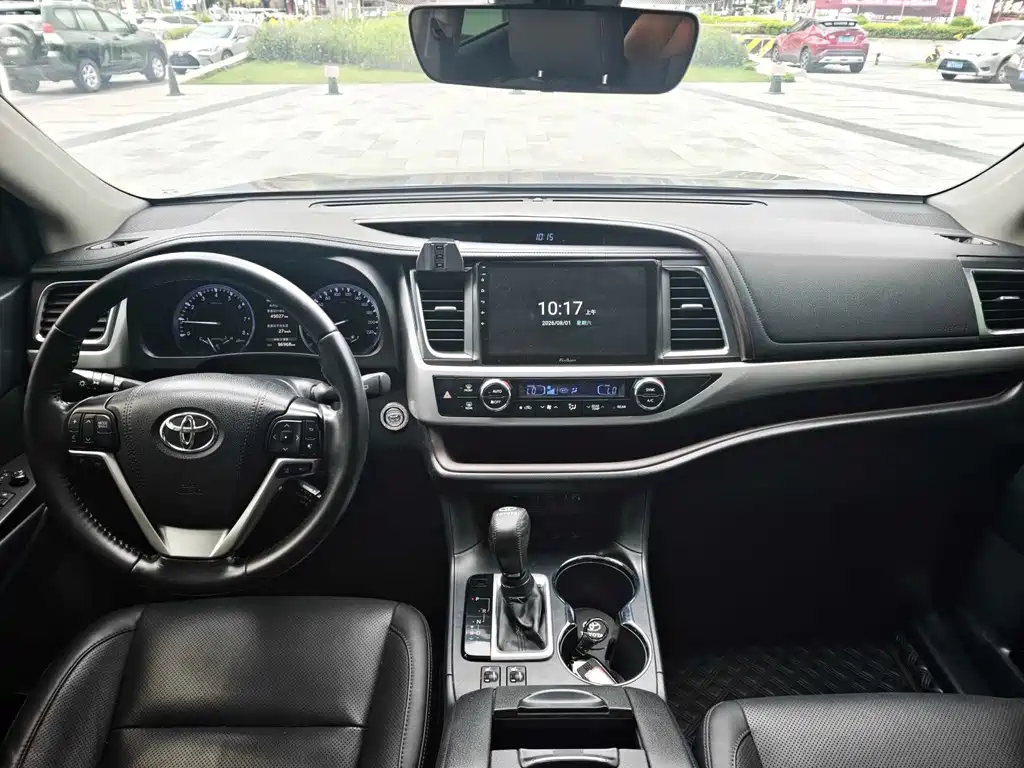 Toyota Highlander — миниатюра 9