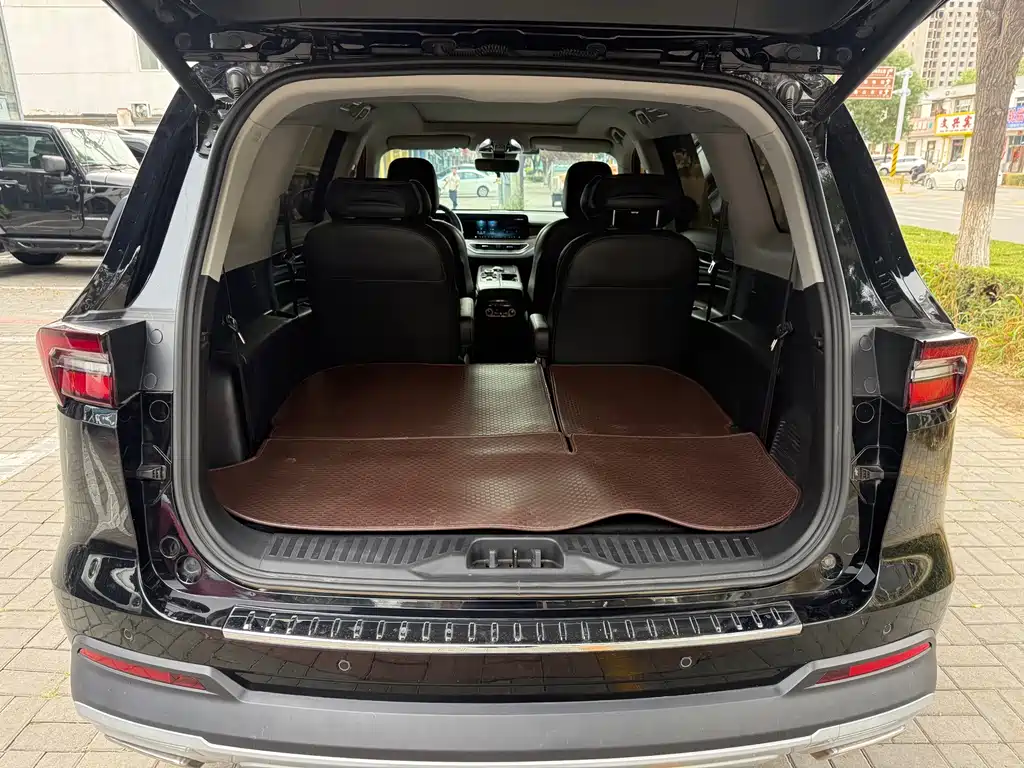 Ford Equator — миниатюра 7
