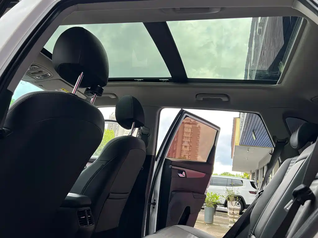 Kia Sportage — миниатюра 19