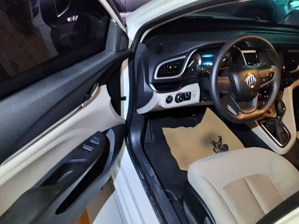 Buick Excelle — миниатюра 16