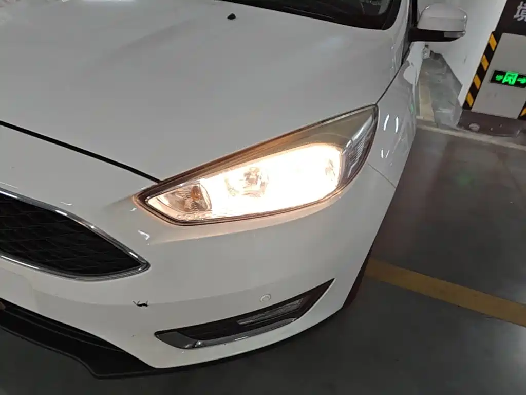 Ford Focus — миниатюра 24