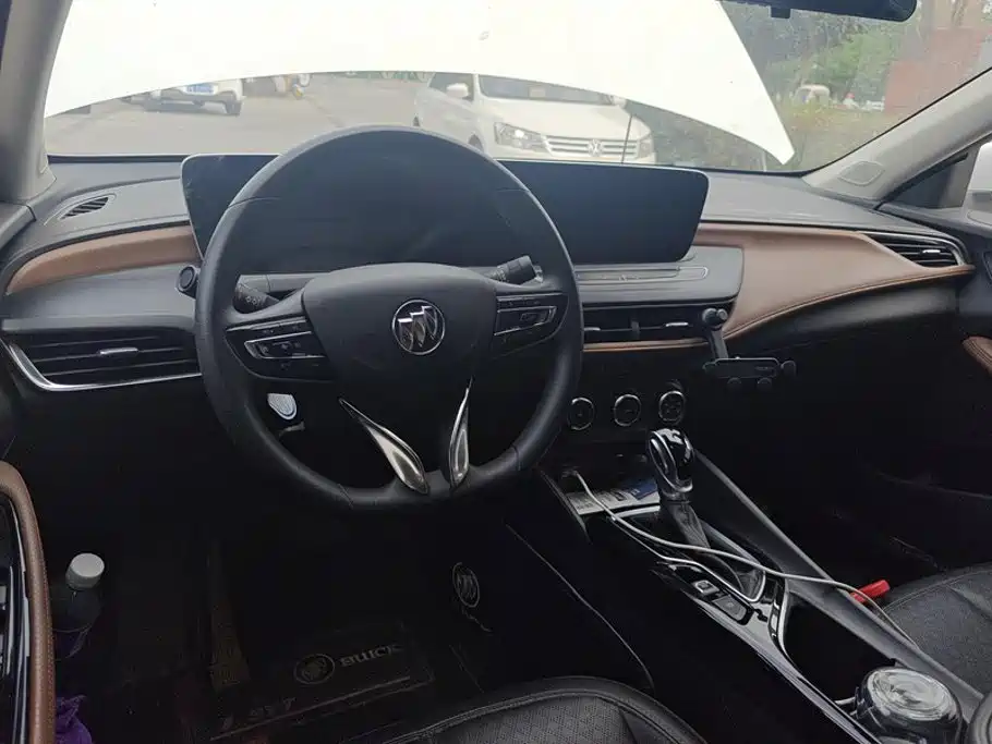 Buick Verano — миниатюра 12