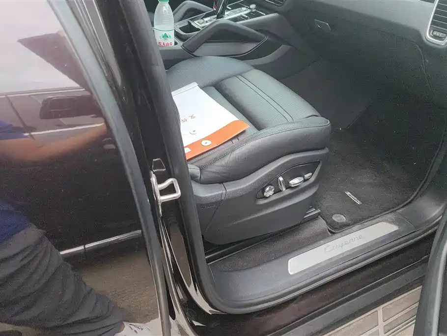 Porsche Cayenne 2019 Cayenne 3.0T