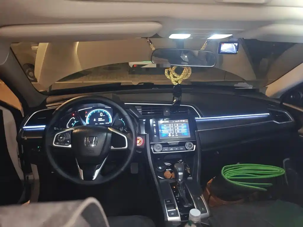 Honda Civic — миниатюра 5