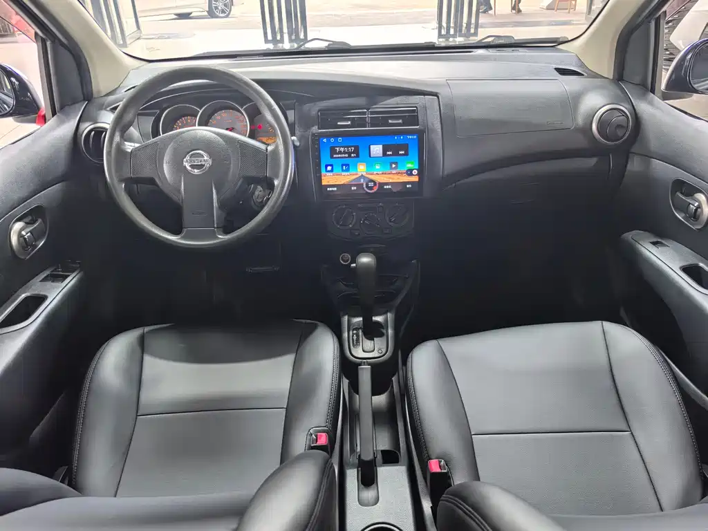 Nissan Livina — миниатюра 15