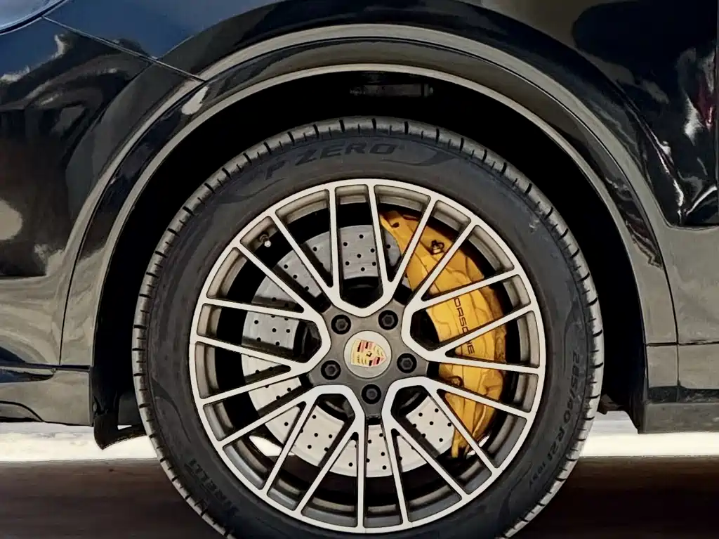 Porsche Cayenne — миниатюра 14
