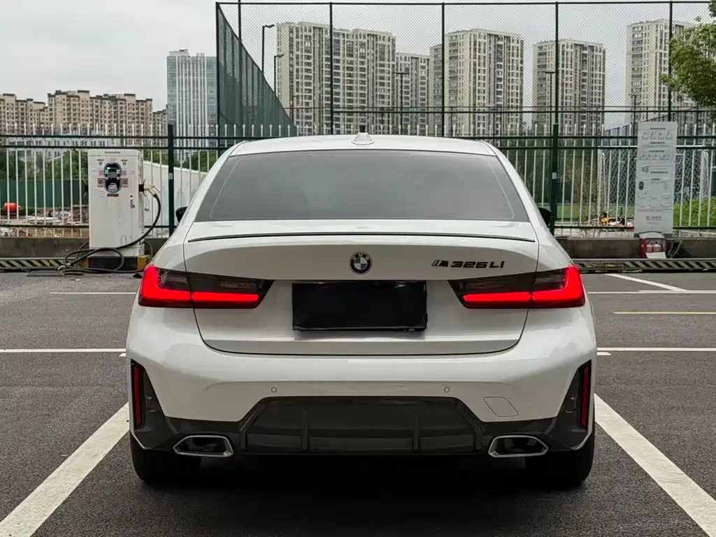 BMW 3 Series — миниатюра 5