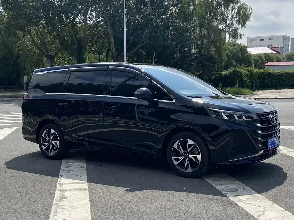 GAC Motor Trumpchi M6 — миниатюра 2