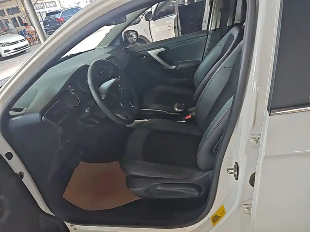 Citroen C3-XR — миниатюра 15
