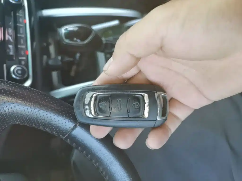 Geely Vision X3 — миниатюра 9
