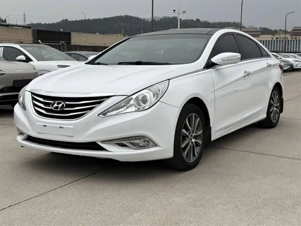 Hyundai Sonata 2013