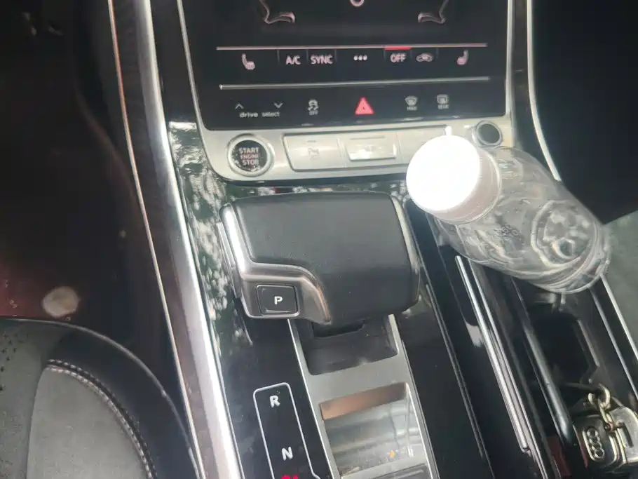 Audi Q8 — миниатюра 16