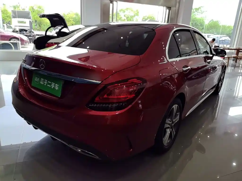 Mercedes-Benz C-Class — миниатюра 7