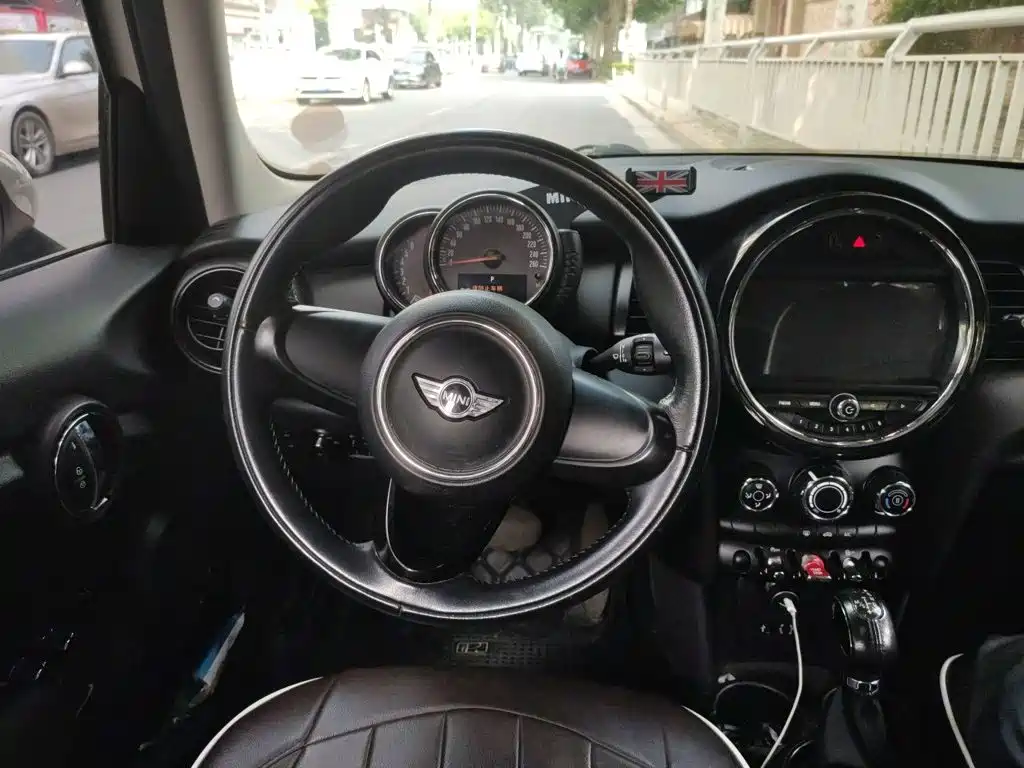 MINI Mini — миниатюра 11
