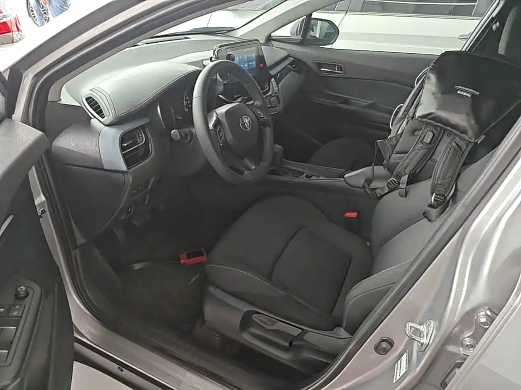 Toyota IZOA — миниатюра 15