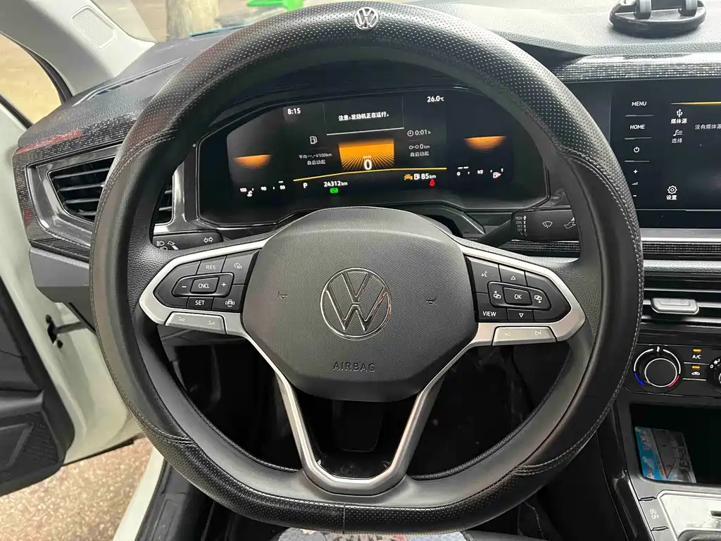 Volkswagen Lavida — миниатюра 2